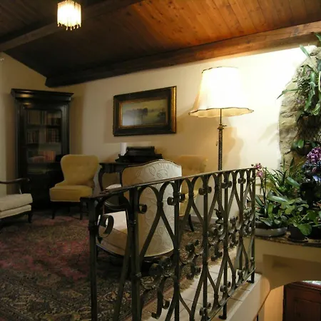 Guest house Lo Sdrucciolo *